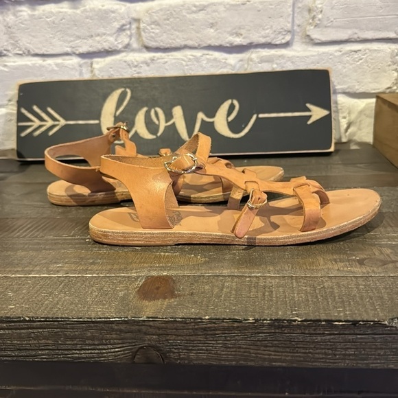 Ancient Greek sandals- Women’s - Picture 4 of 7